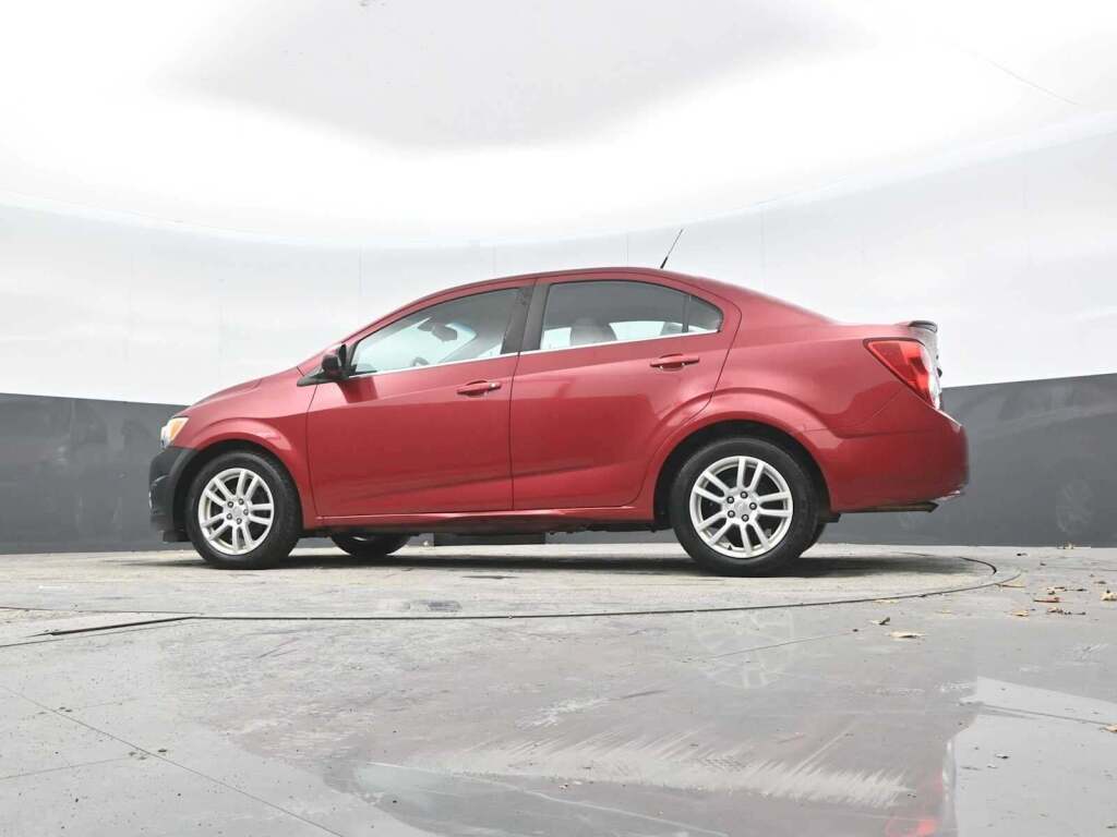 2013 Chevrolet Sonic LT Auto