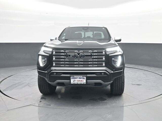 2023 GMC Canyon 4WD Crew Cab Short Box Denali