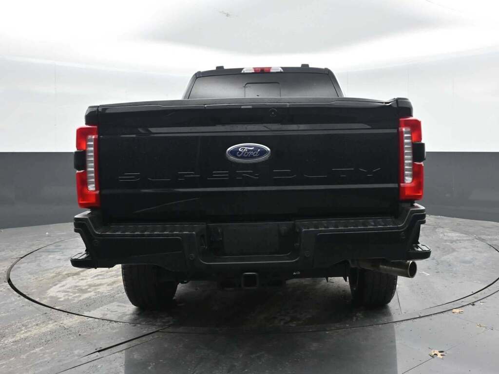 2024 Ford F-250 Super Duty LARIAT