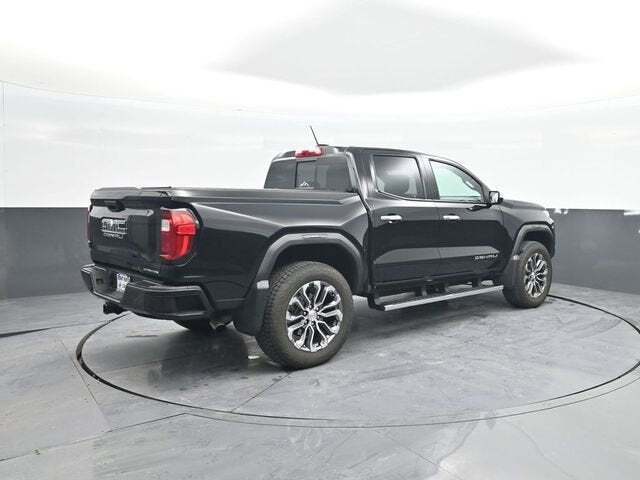 2023 GMC Canyon 4WD Crew Cab Short Box Denali