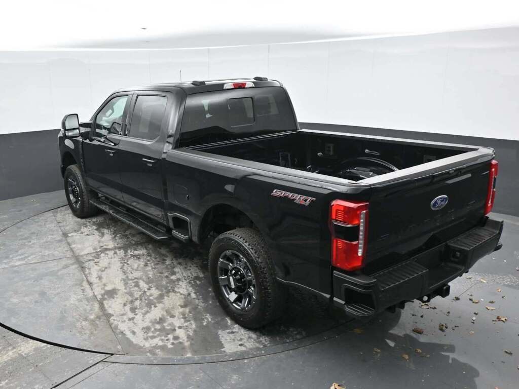 2024 Ford F-250 Super Duty LARIAT