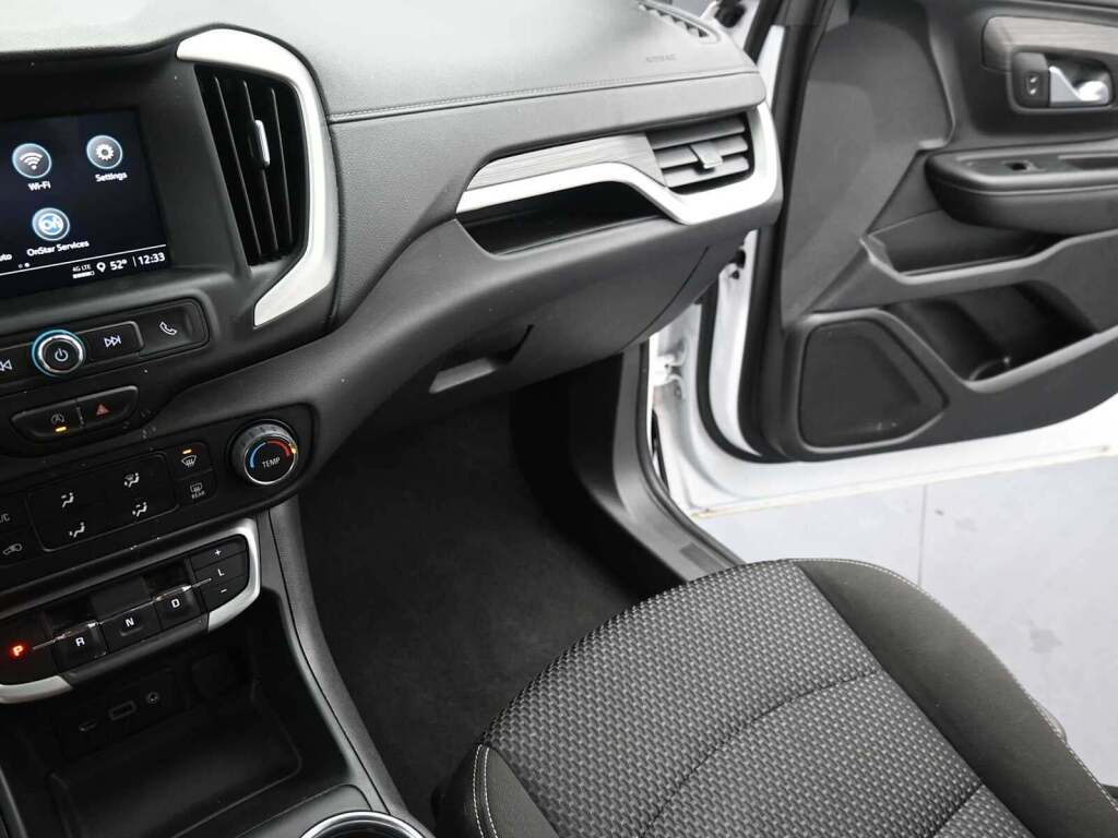 2024 GMC Terrain AWD SLE