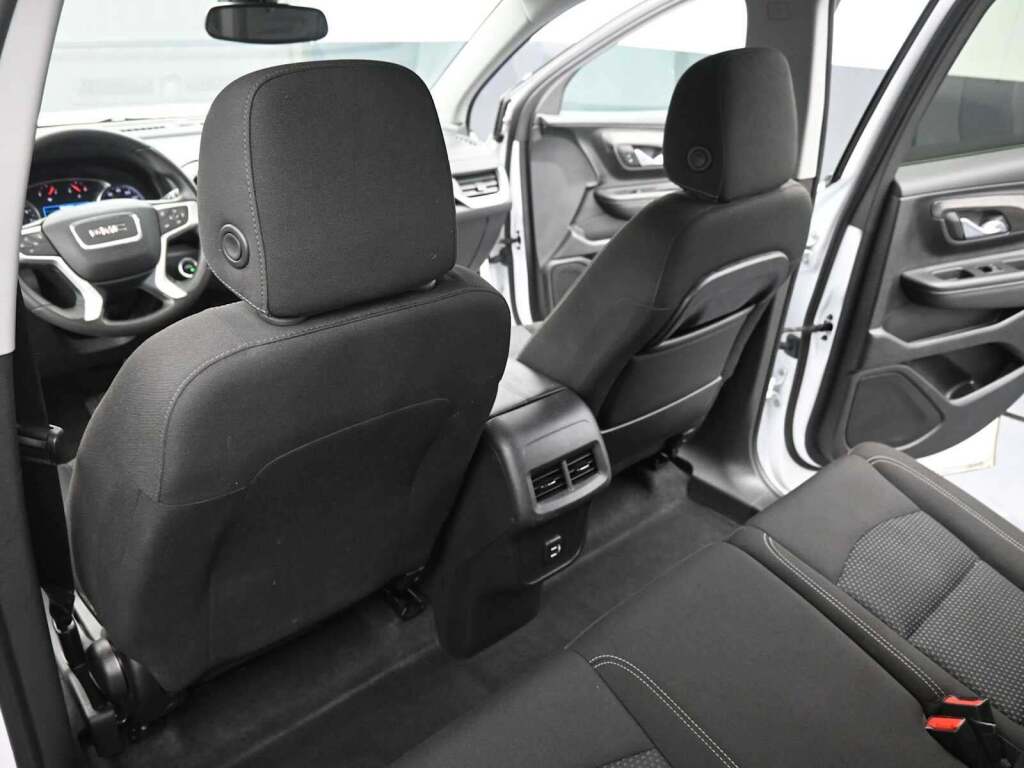 2024 GMC Terrain AWD SLE