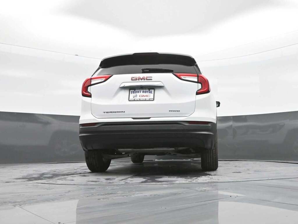 2024 GMC Terrain AWD SLE