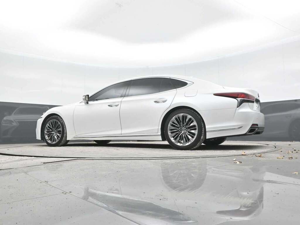 2019 Lexus LS 500 