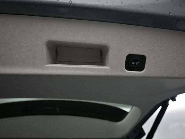 2026 GMC Acadia Denali AWD