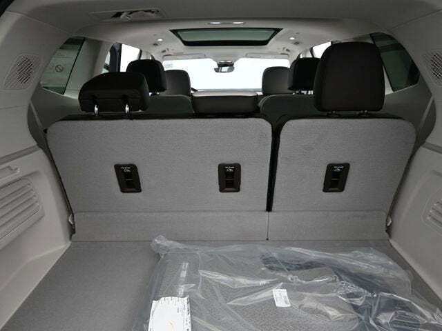 2026 GMC Acadia Denali AWD