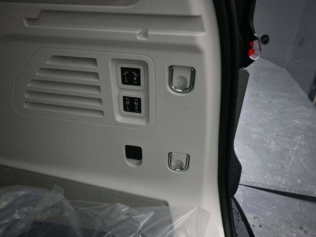 2026 GMC Acadia Denali AWD