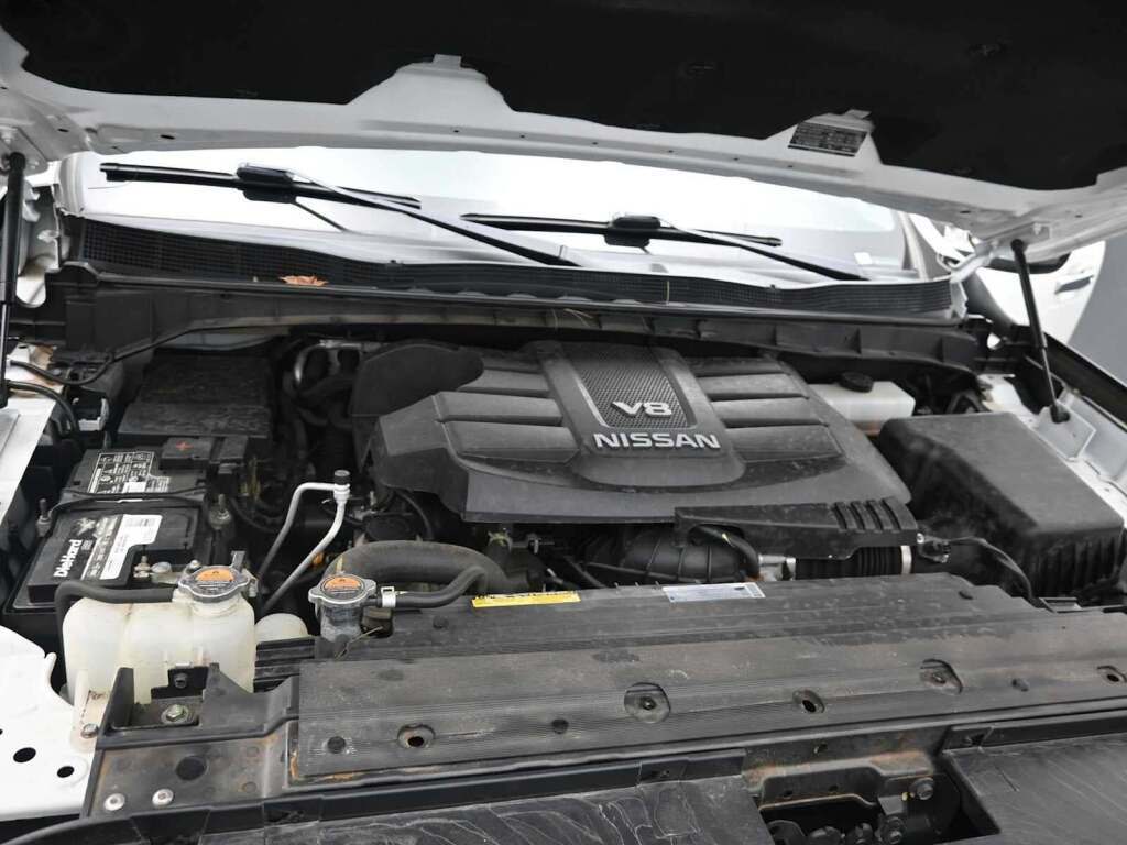 2019 Nissan TITAN SL