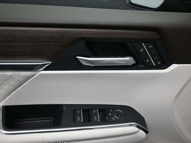 2026 GMC Acadia Denali AWD