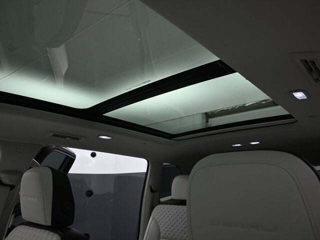 2026 GMC Acadia Denali AWD