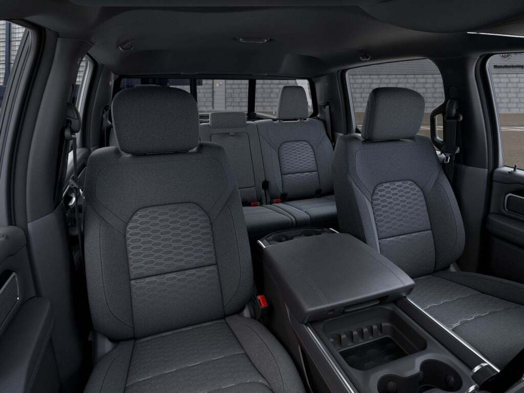 2026 Ram 1500 Big Horn Crew Cab 4x4 5'7" Box