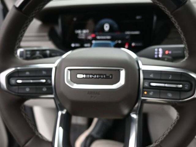 2026 GMC Acadia Denali AWD