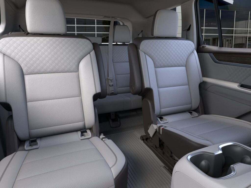 2026 GMC Acadia Denali AWD