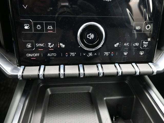 2025 GMC Acadia AWD AT4