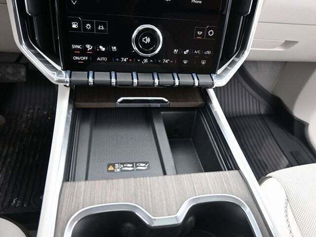 2026 GMC Acadia Denali AWD