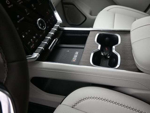 2026 GMC Acadia Denali AWD