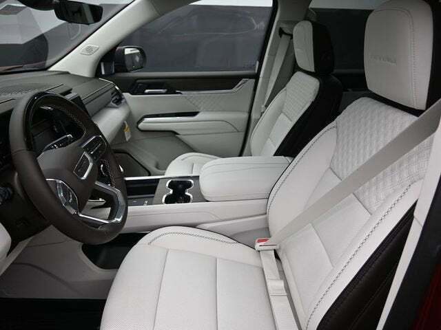 2026 GMC Acadia Denali AWD