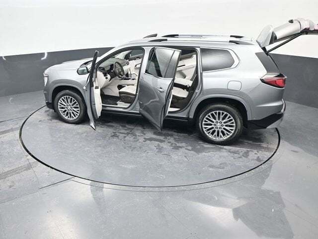 2026 GMC Acadia Denali AWD