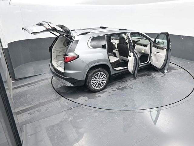 2026 GMC Acadia Denali AWD