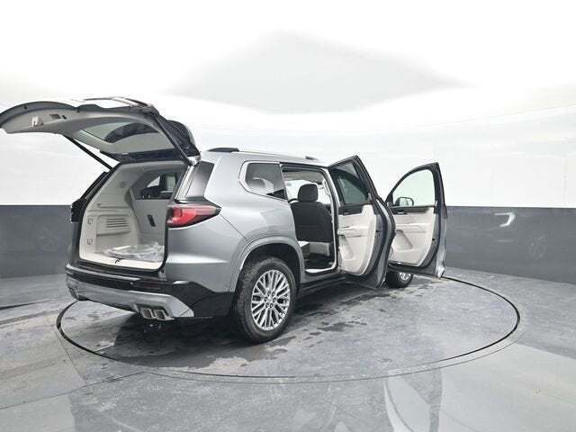 2026 GMC Acadia Denali AWD