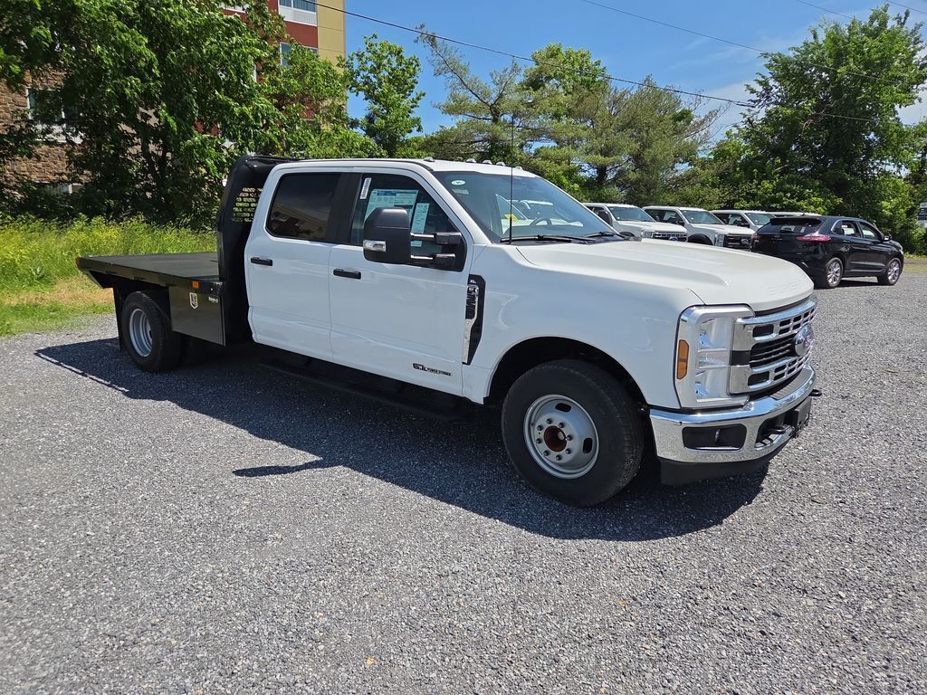 2024 Ford F-350 Chassis XL