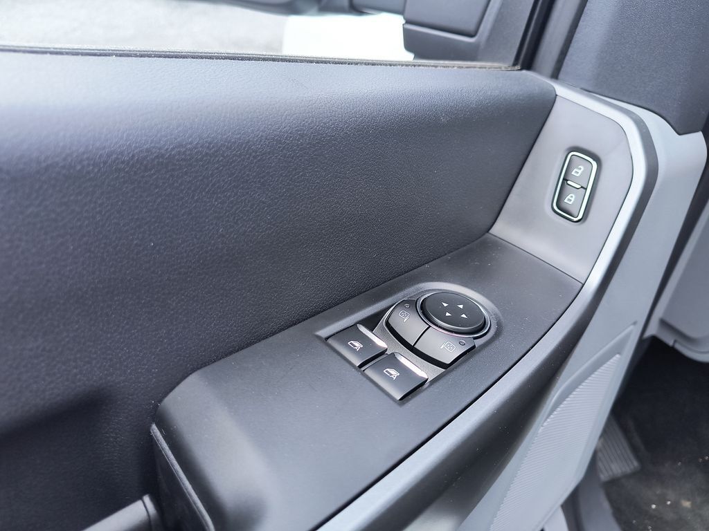 2025 Ford F-350 Super Duty XL