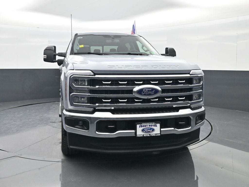 2026 Ford F-350 Super Duty LARIAT