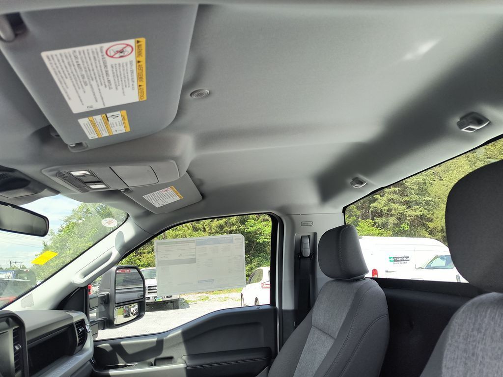 2025 Ford F-350 Super Duty XL