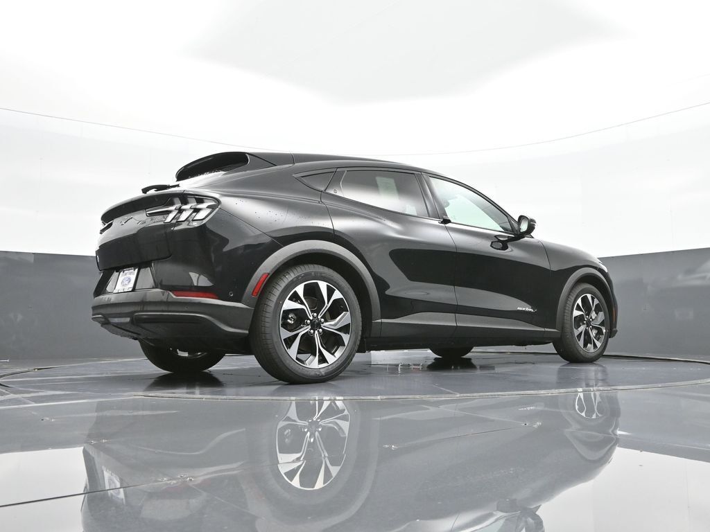 2024 Ford Mustang Mach-E Select