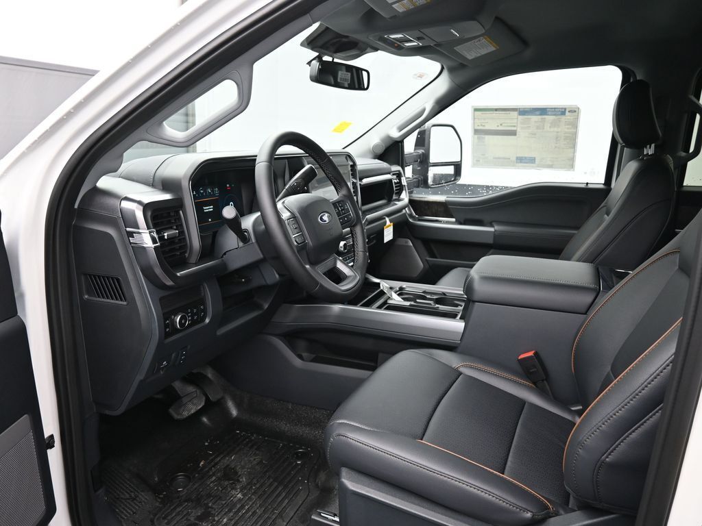 2026 Ford F-350 Super Duty LARIAT