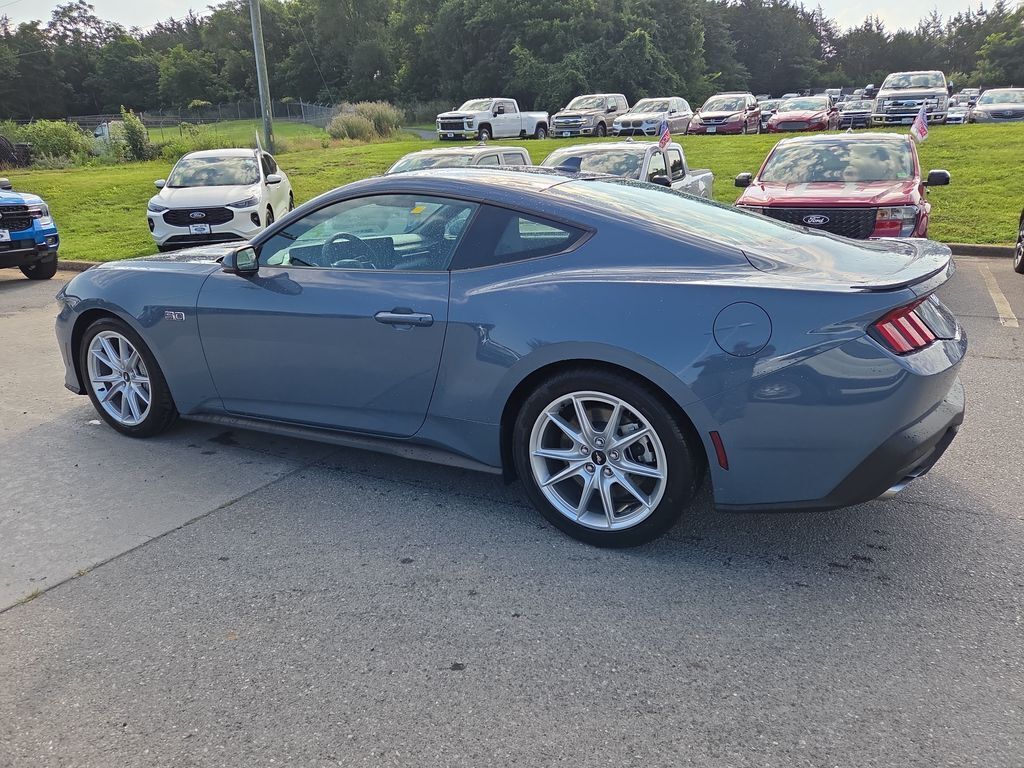 2025 Ford Mustang GT Premium Fastback