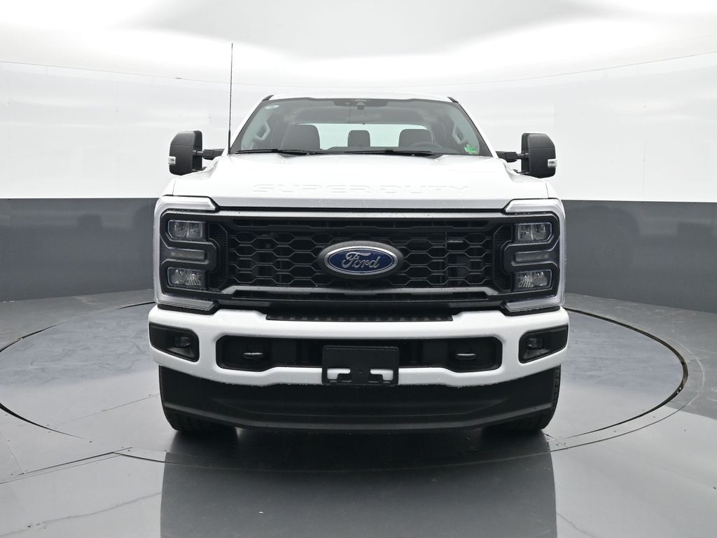 2026 Ford F-350 Super Duty XL