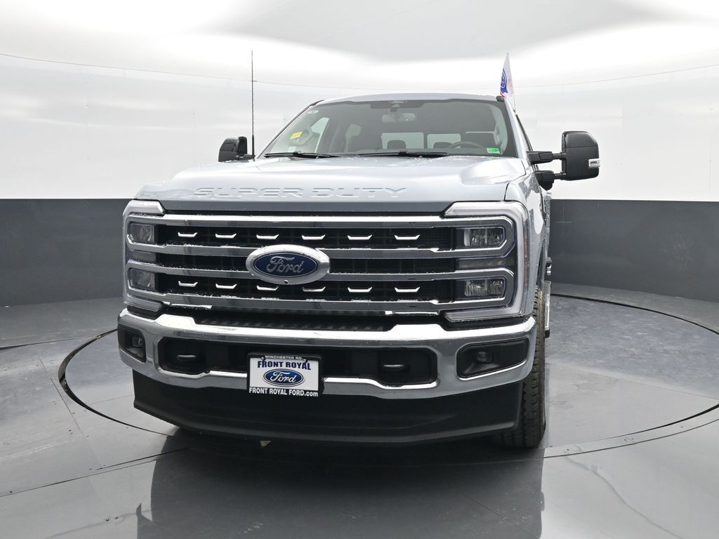 2026 Ford F-350 Super Duty LARIAT