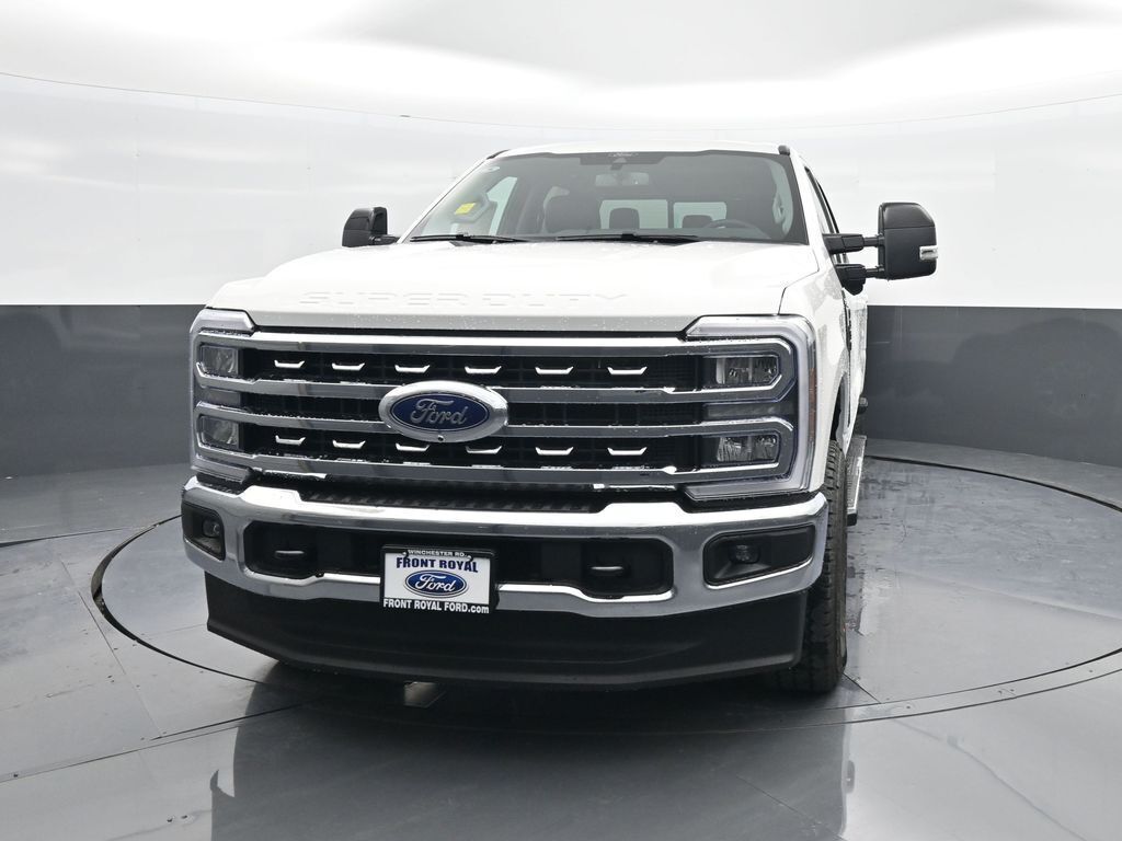 2026 Ford F-350 Super Duty LARIAT