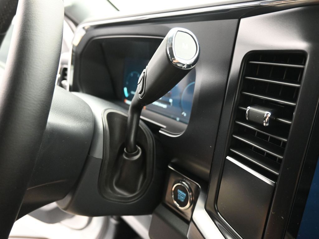 2026 Ford F-350 Super Duty LARIAT