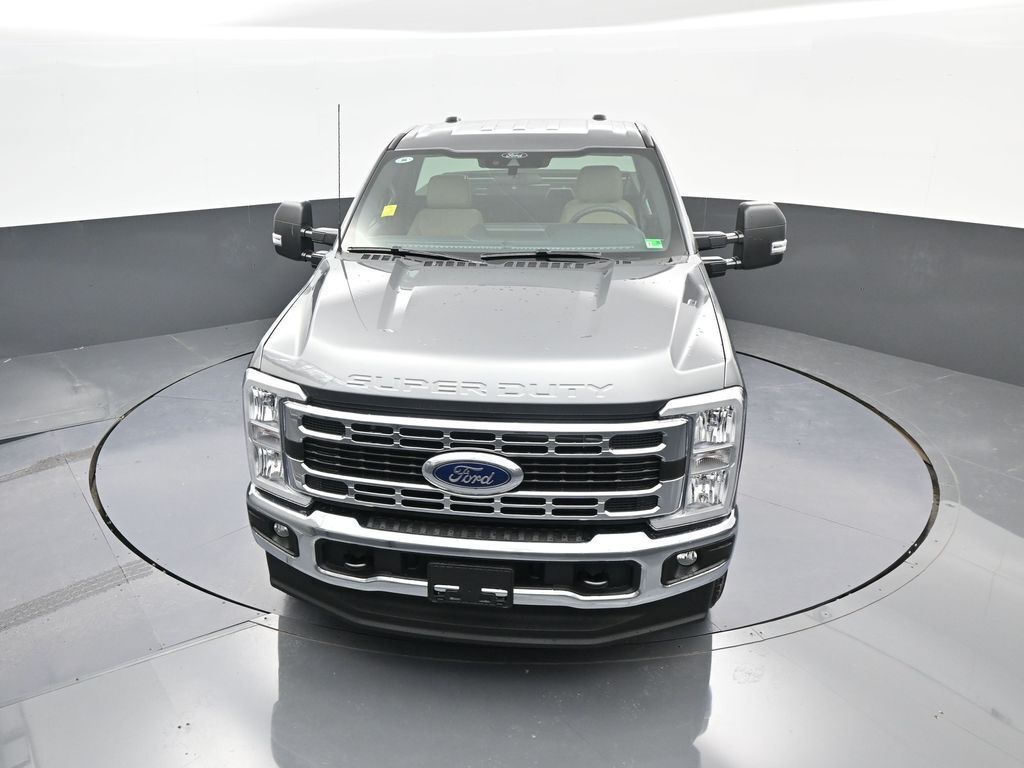 2025 Ford F-350 Super Duty XLT