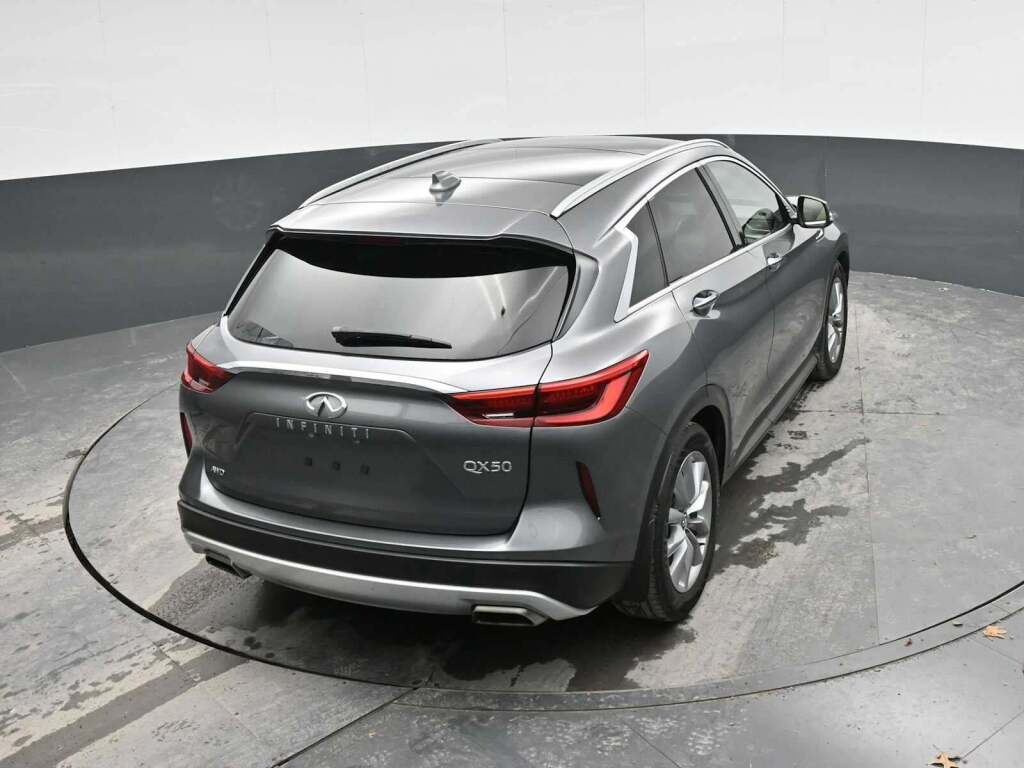 2021 INFINITI QX50 LUXE AWD