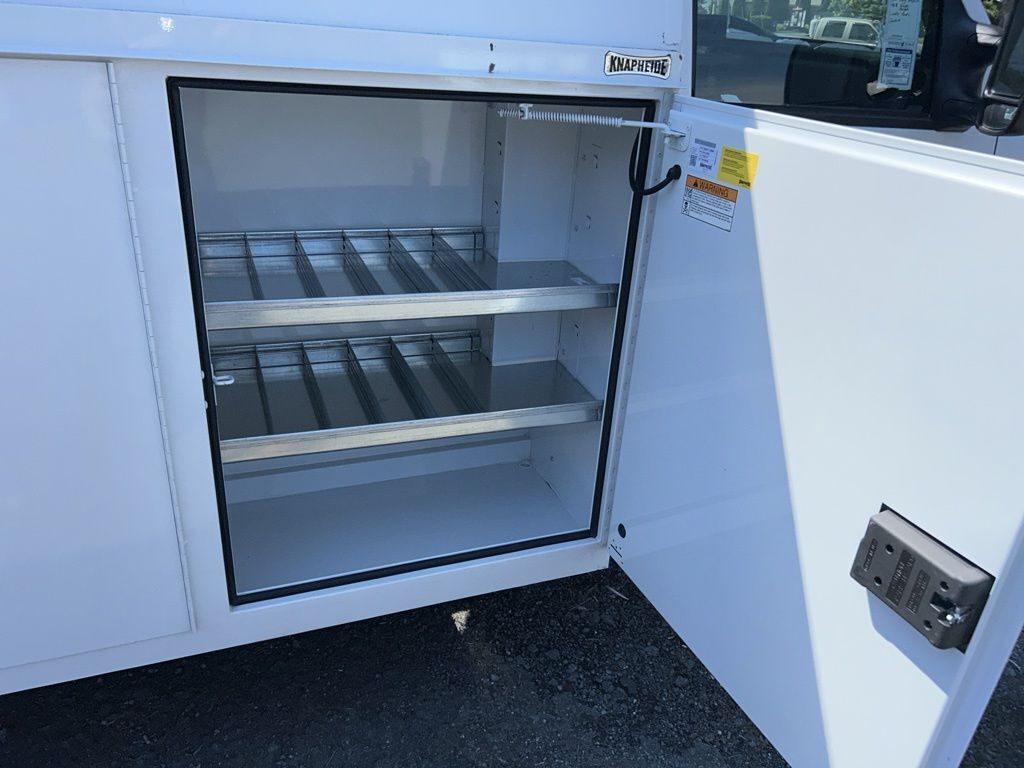 2024 Ford E-450 Cutaway 