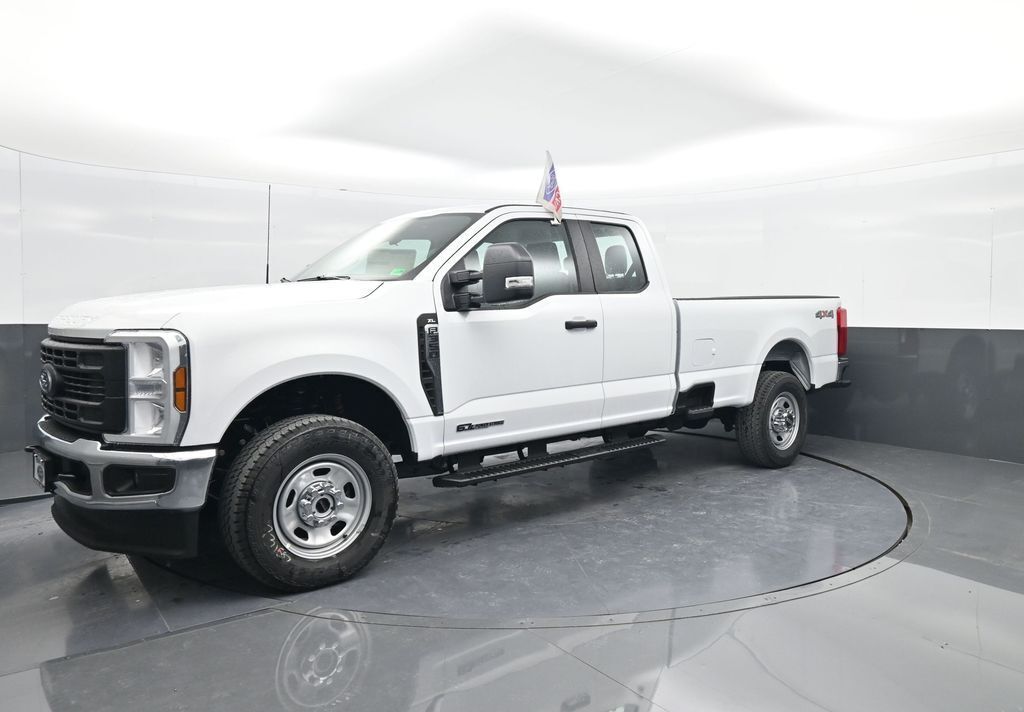 2026 Ford F-350 Super Duty XL