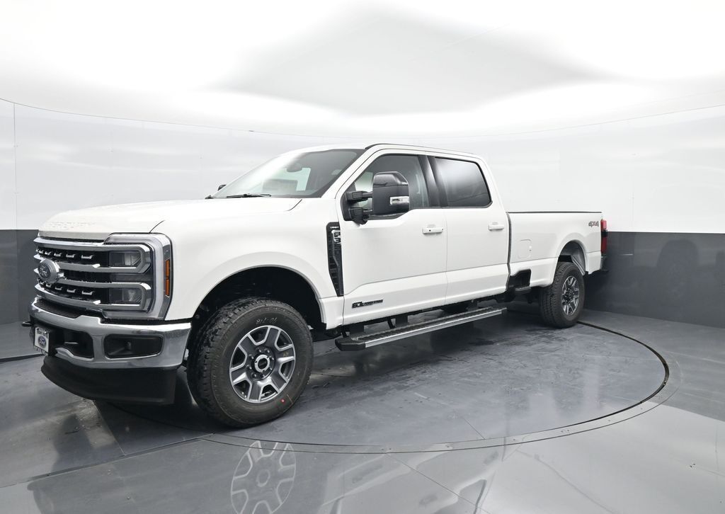 2026 Ford F-350 Super Duty LARIAT