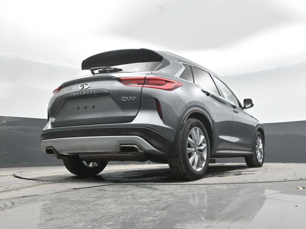 2021 INFINITI QX50 LUXE AWD