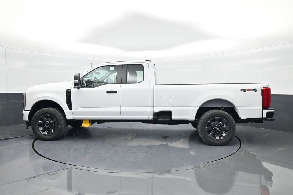 2026 Ford F-350 Super Duty XL