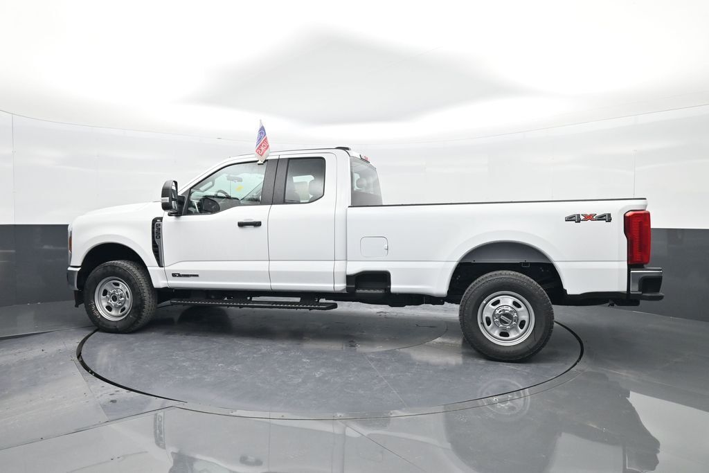 2026 Ford F-350 Super Duty XL