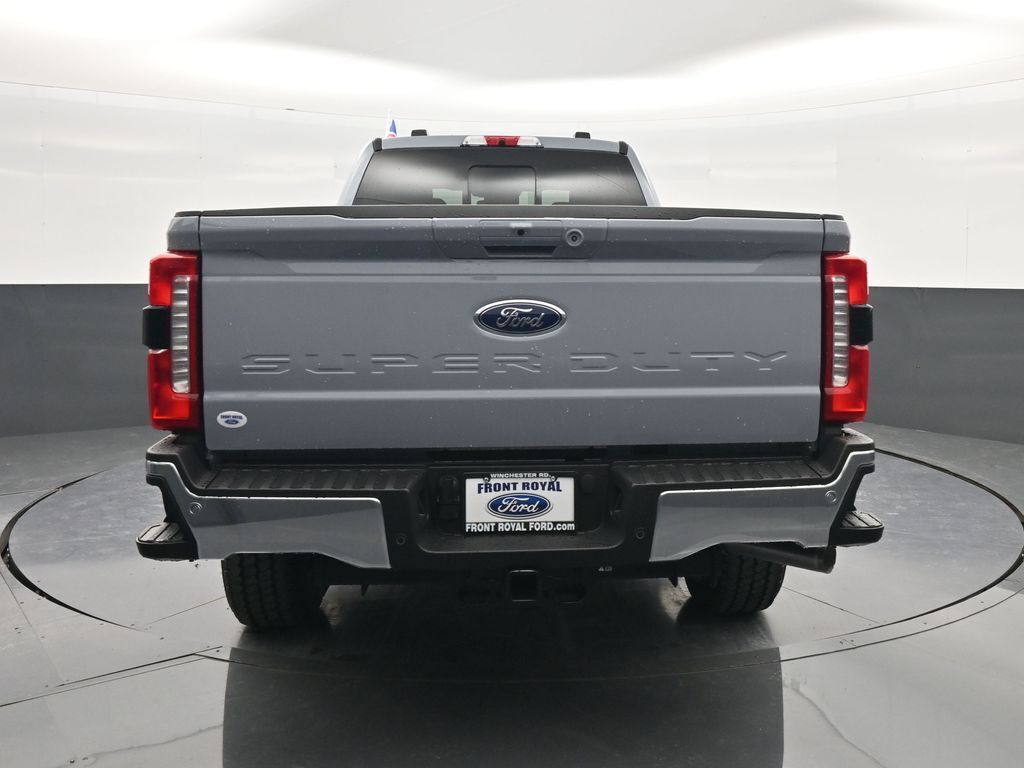 2026 Ford F-350 Super Duty LARIAT