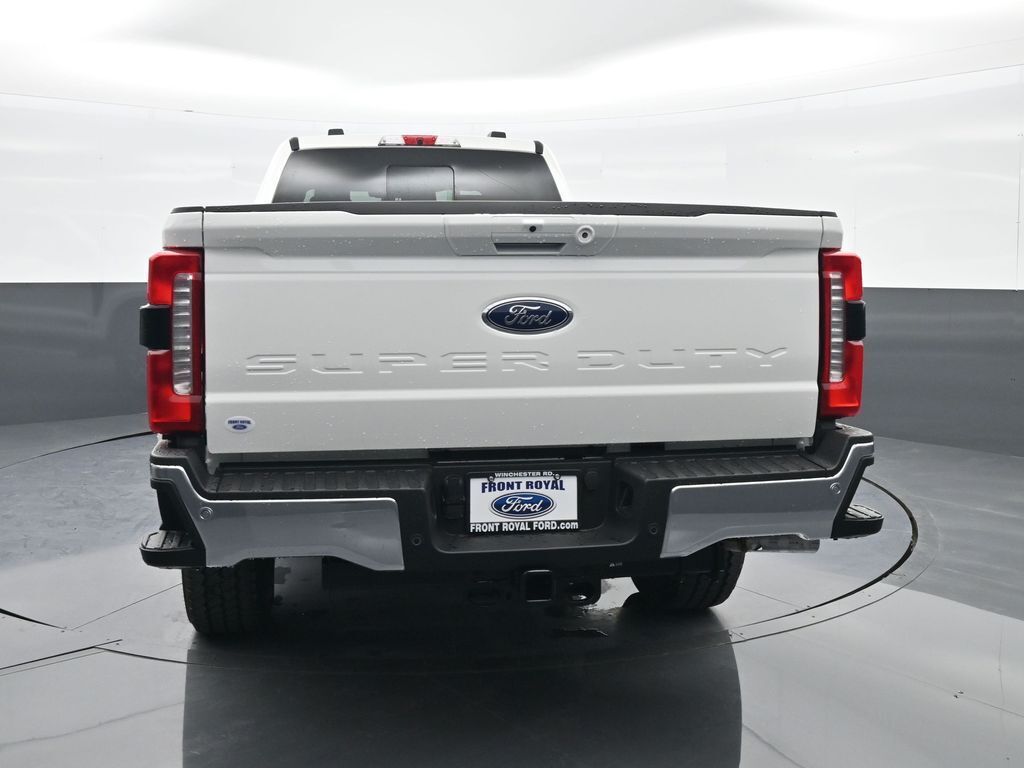 2026 Ford F-350 Super Duty LARIAT
