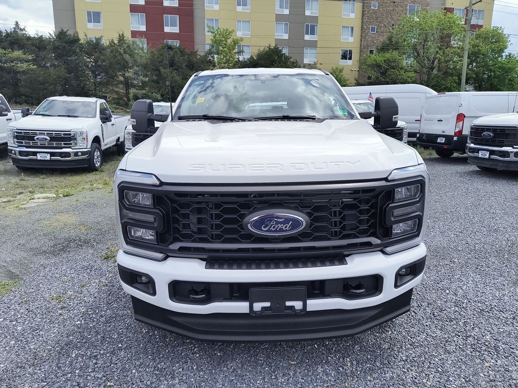 2025 Ford F-350 Super Duty XL