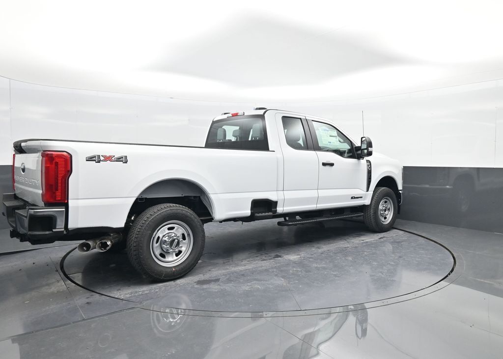 2026 Ford F-350 Super Duty XL