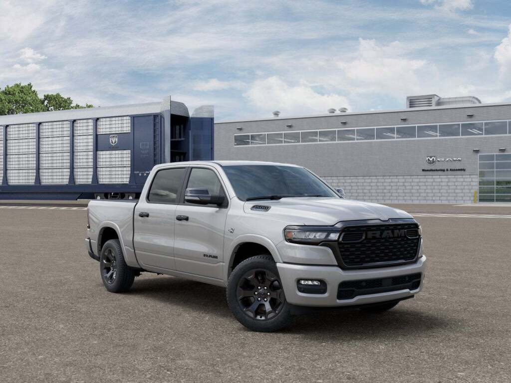 2026 Ram 1500 Big Horn Crew Cab 4x4 5'7" Box