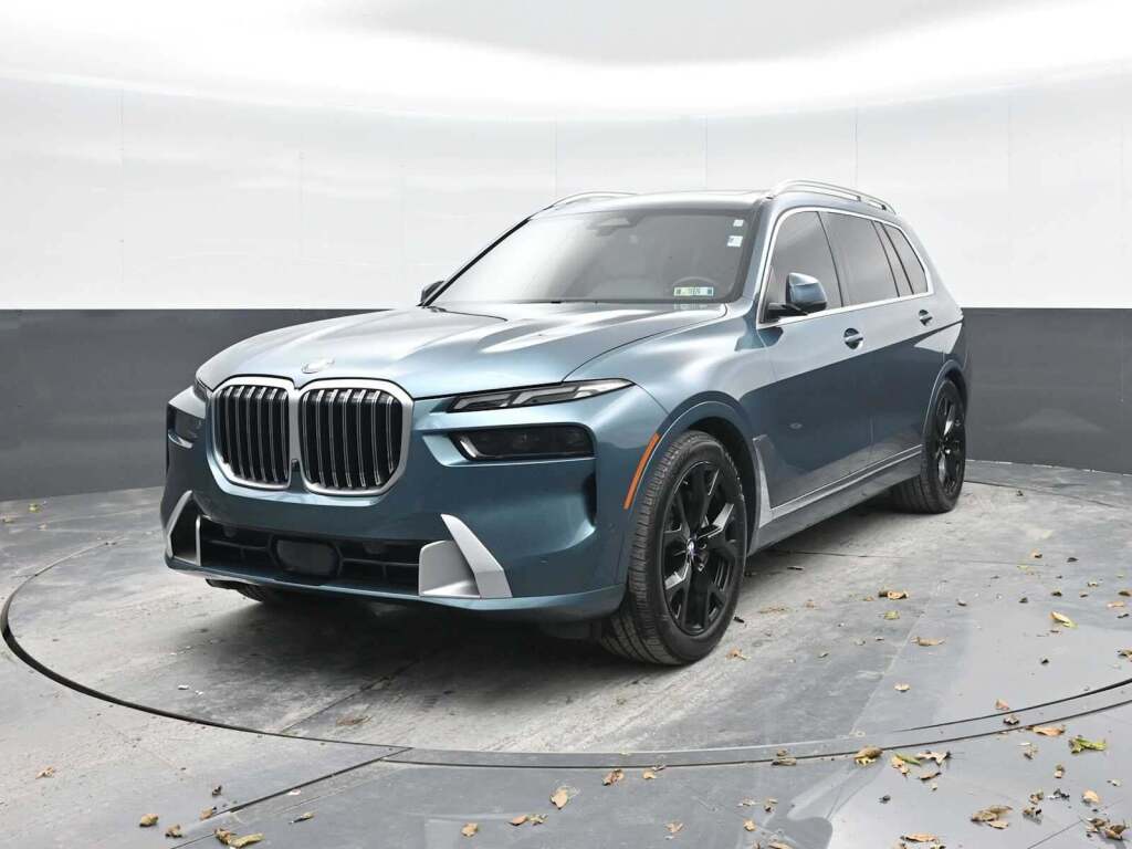 2023 BMW X7 xDrive40i